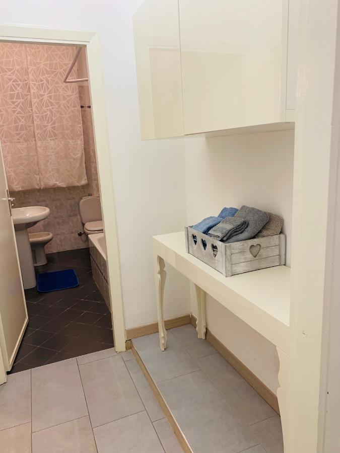 Casa Martina Apartment Viareggio Ngoại thất bức ảnh