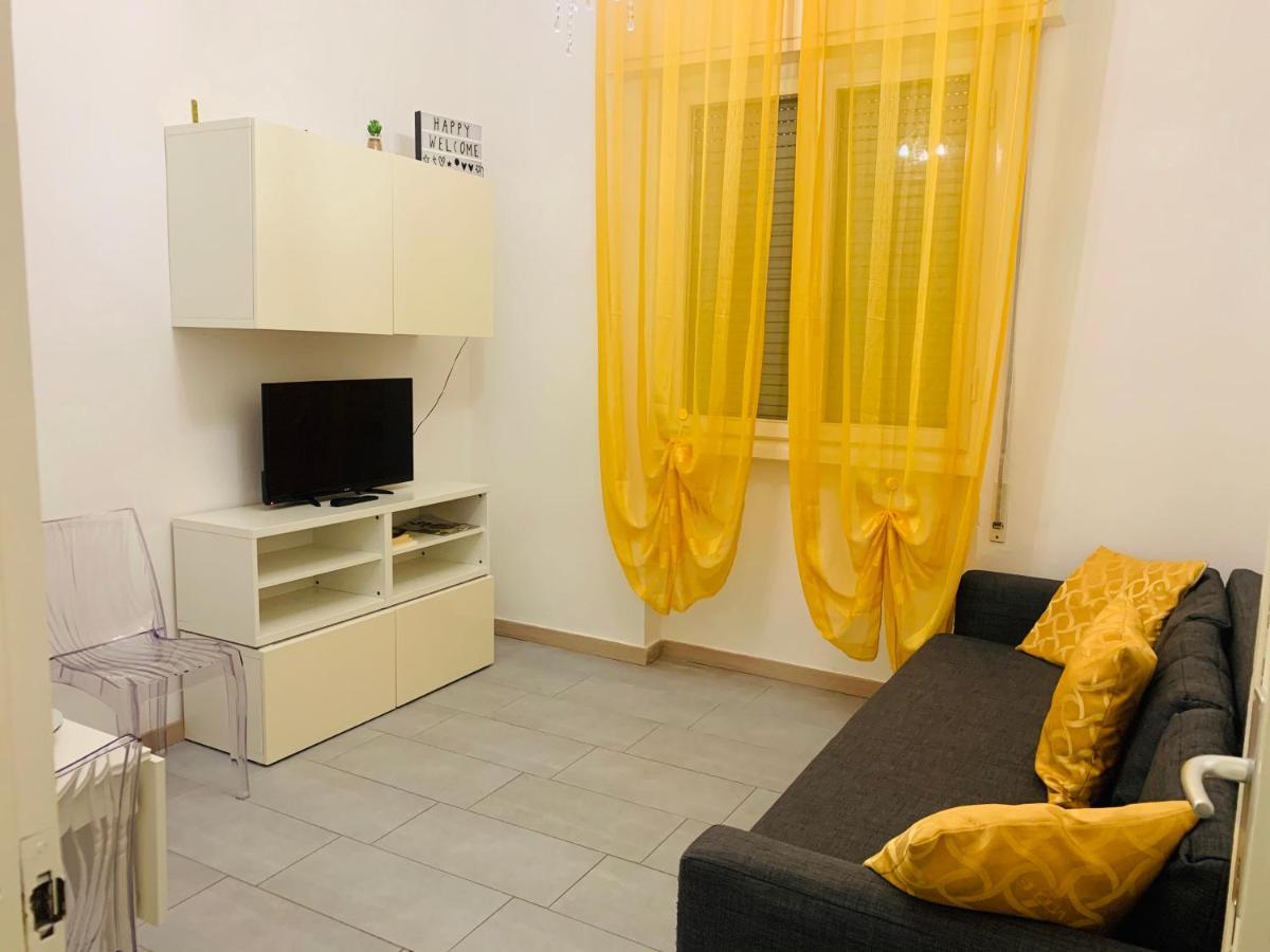 Casa Martina Apartment Viareggio Ngoại thất bức ảnh